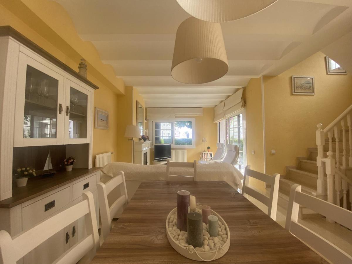 R17 Casa Merce Rodoreda كالافيل المظهر الخارجي الصورة